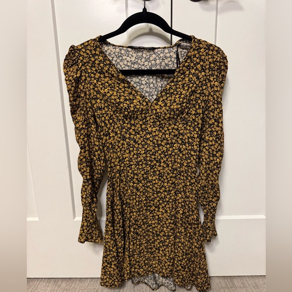 ZARA Mustard Floral Long Sleeve Dress - Picture 3 of 4